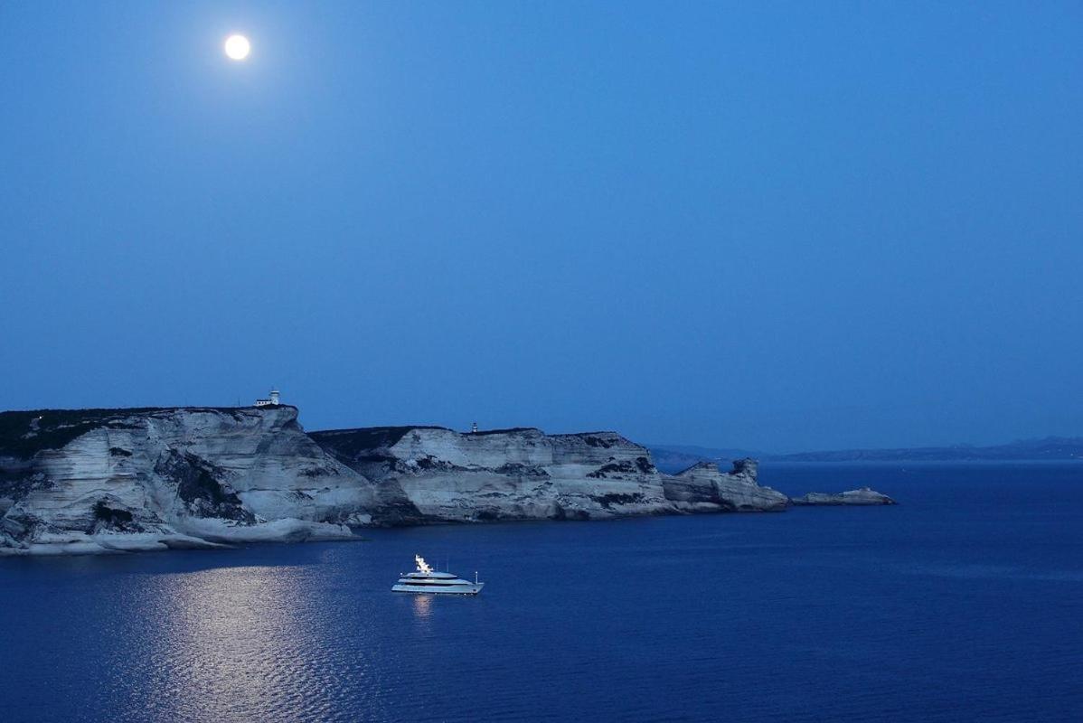 Camping Campo Di Liccia Bonifacio  Bagian luar foto