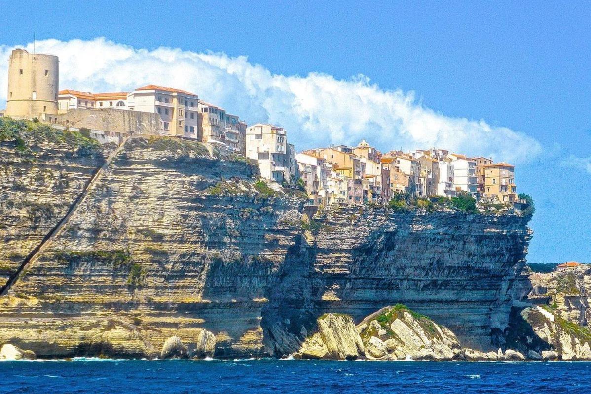 Camping Campo Di Liccia Bonifacio  Bagian luar foto