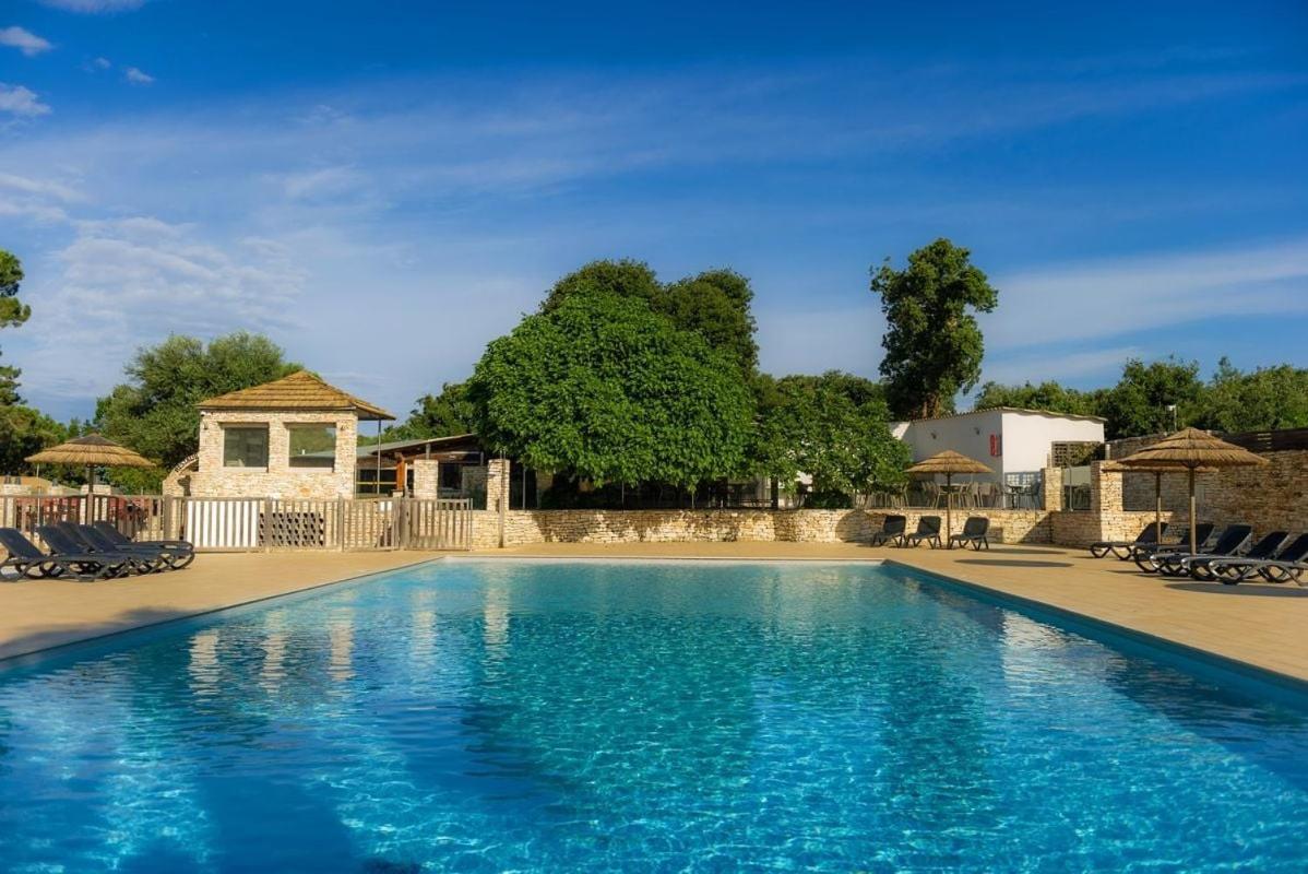 Camping Campo Di Liccia Bonifacio  Bagian luar foto